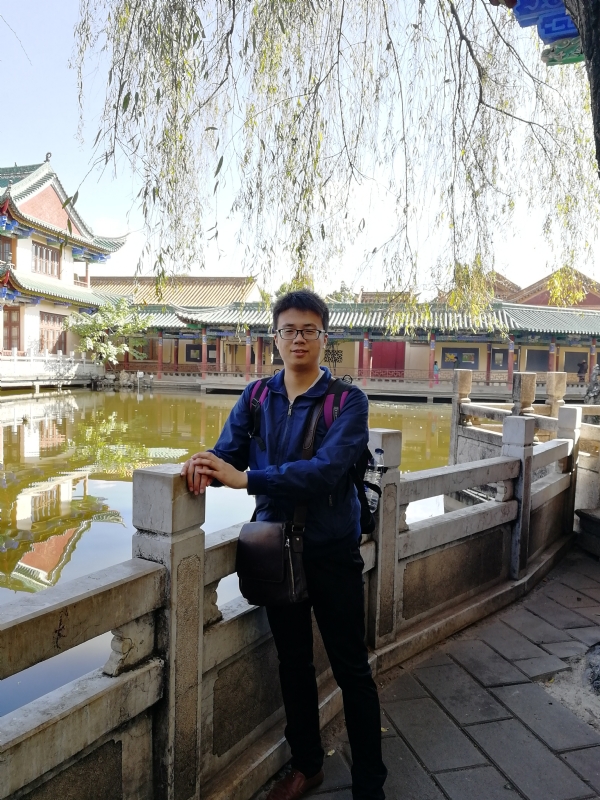 Lee的第一张照片--六盘水认干亲服务网